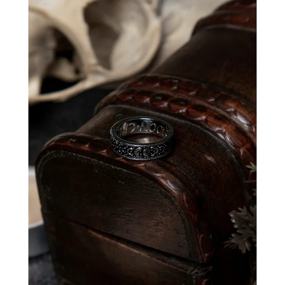 🆕️🆑️ ROGUE + WOLF VICTORIAN RING | MoonChild Inscribed Inside Antique Finish 6 - Picture 5 of 15